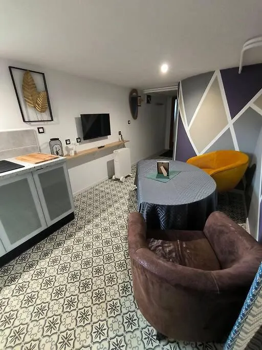 Apartamento Studio Calme Et Proche De Rennes Vezin-le-Coquet